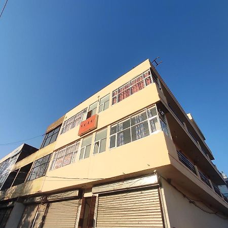 Hotel Yolo- Chandīgarh Exterior foto