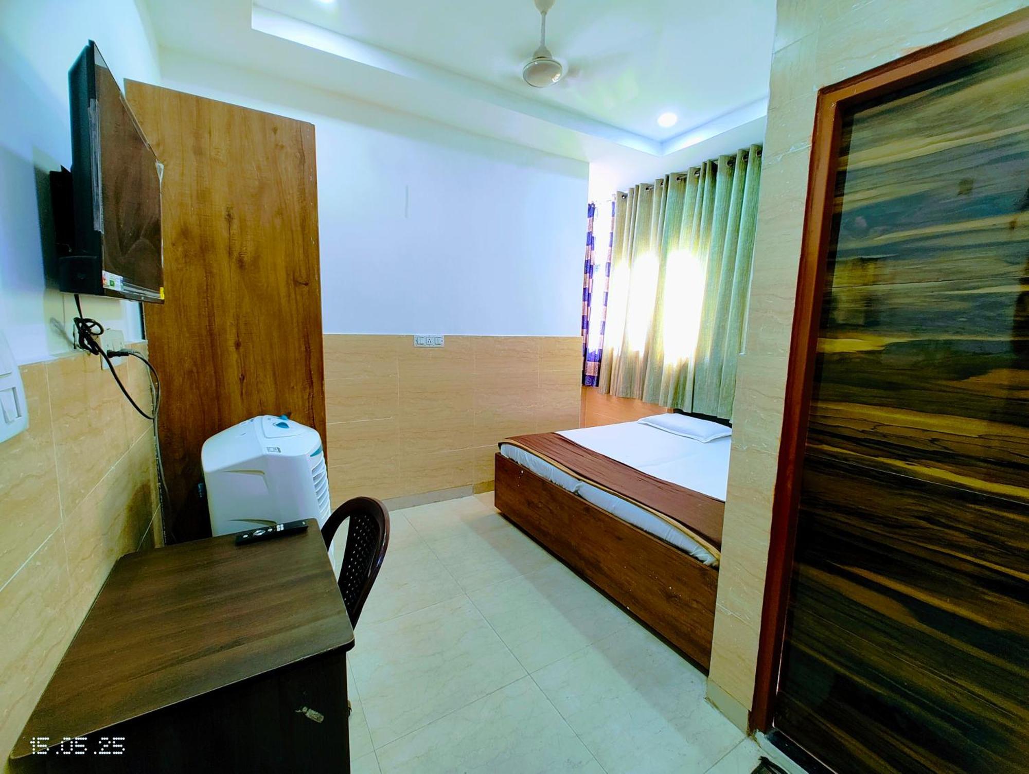 Hotel Yolo- Chandīgarh Exterior foto