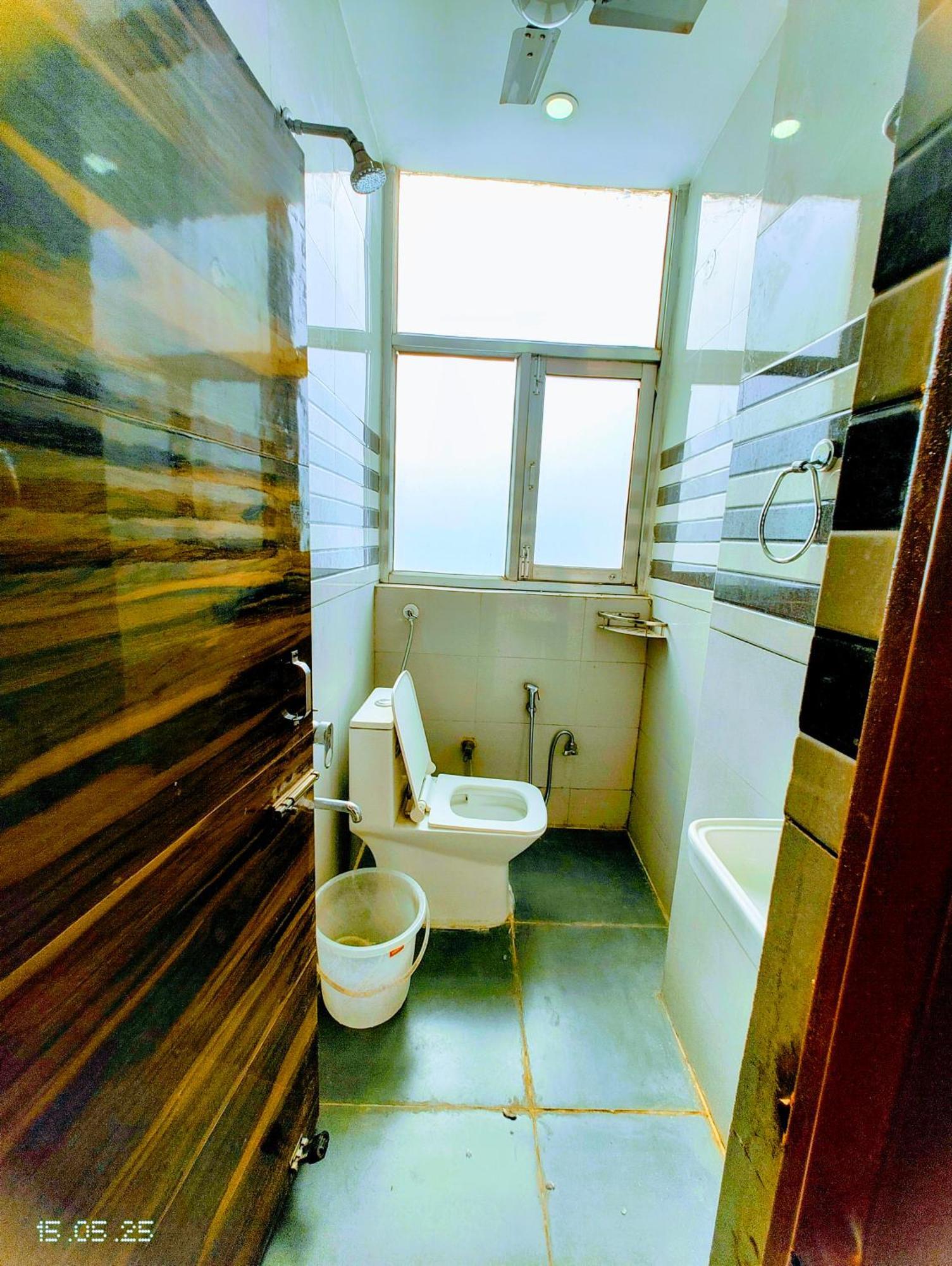 Hotel Yolo- Chandīgarh Exterior foto